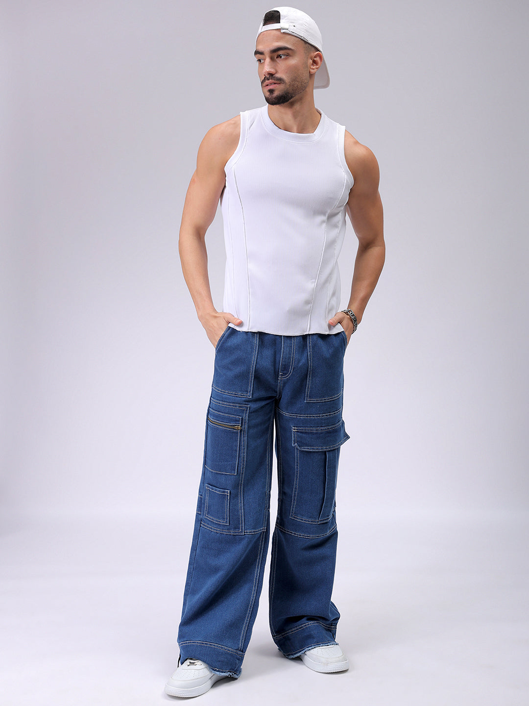 Men's White Slim Fit Textured Round Neck T-shirt