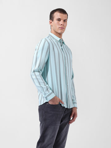 Men's Green Regular Fit Striped Casual Shirt