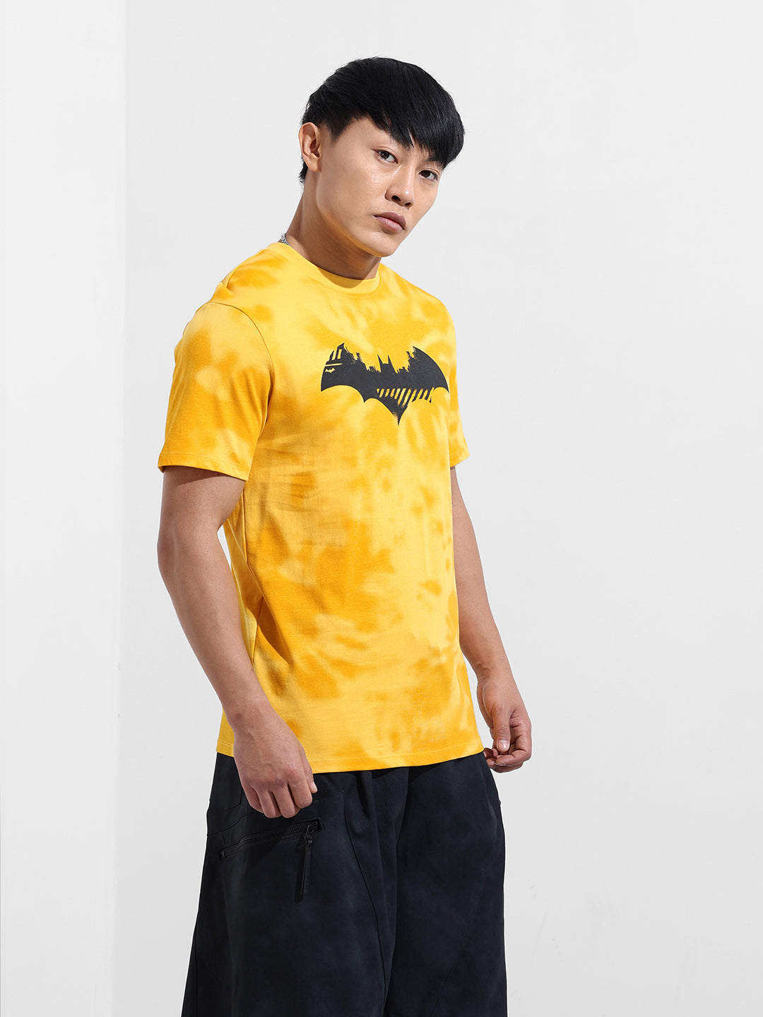 Men's Yellow Slim Fit Character Batman Printed Crew Neck T-Shirt