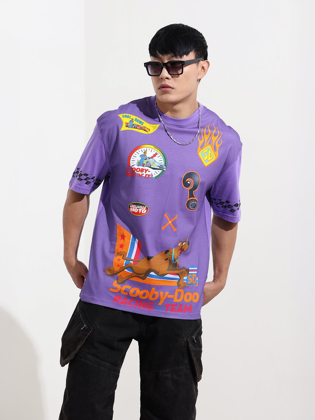 Men's Purple Boxy Fit Character Scooby-Doo Printed Crew Neck T-Shirt