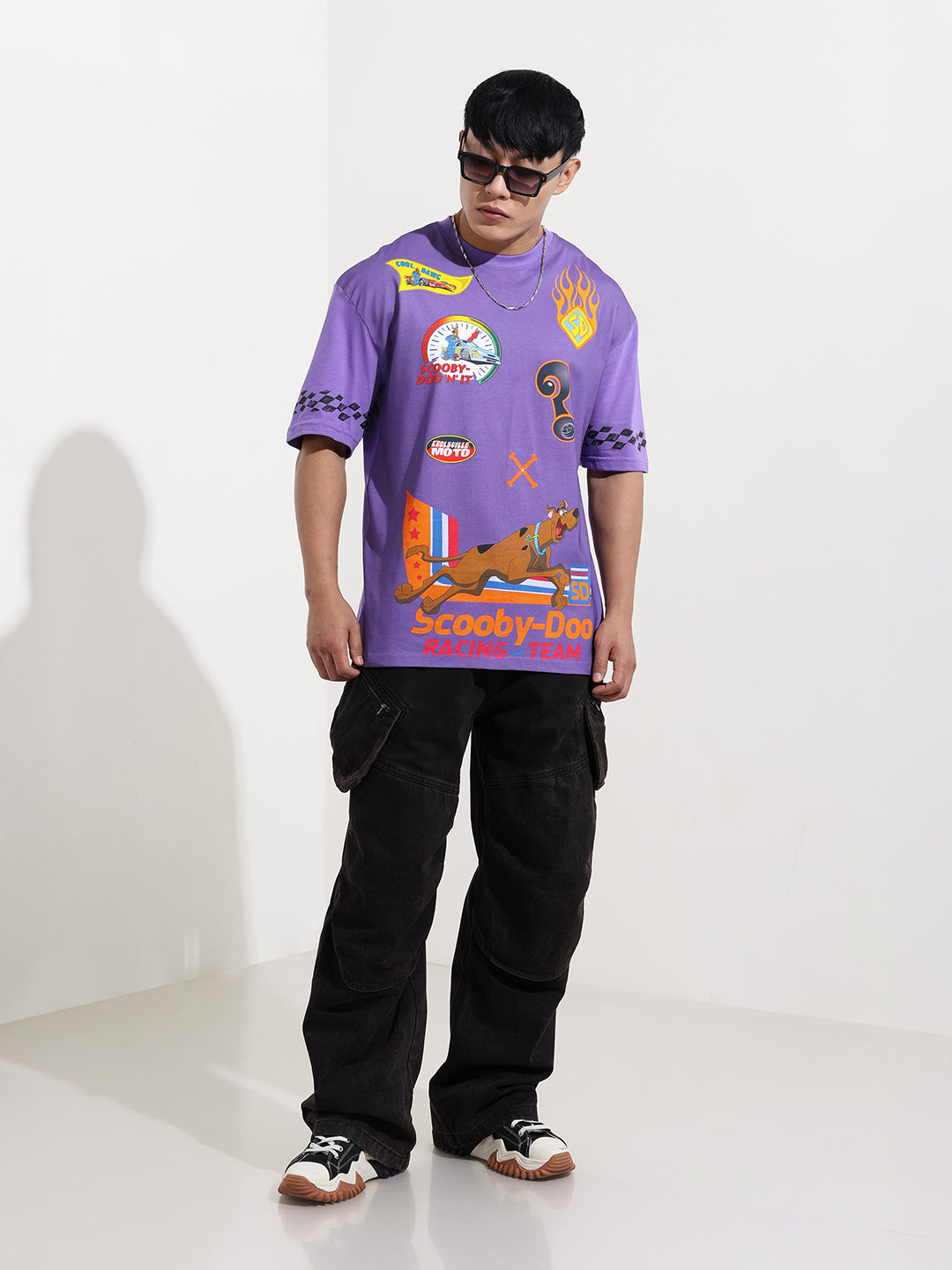 Men's Purple Boxy Fit Character Scooby-Doo Printed Crew Neck T-Shirt