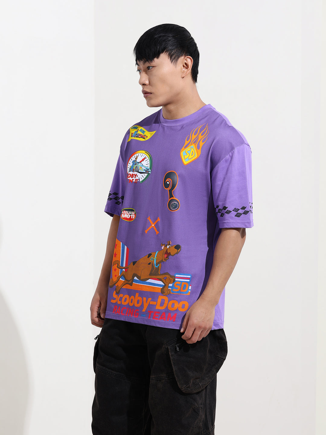 Men's Purple Boxy Fit Character Scooby-Doo Printed Crew Neck T-Shirt