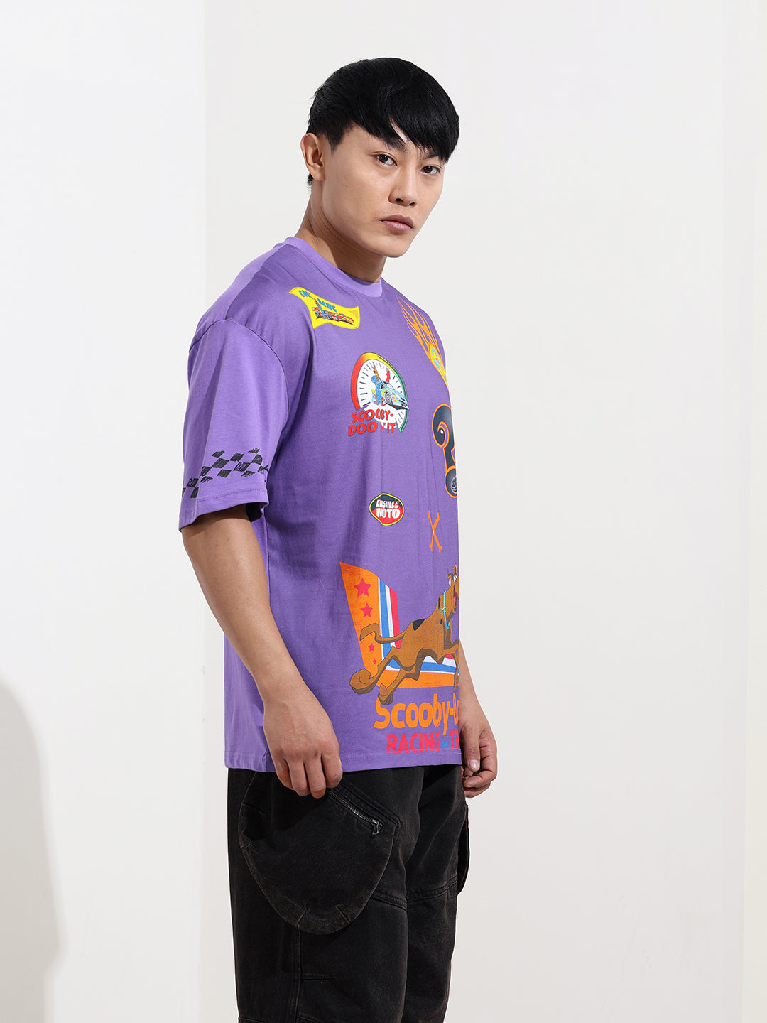 Men's Purple Boxy Fit Character Scooby-Doo Printed Crew Neck T-Shirt