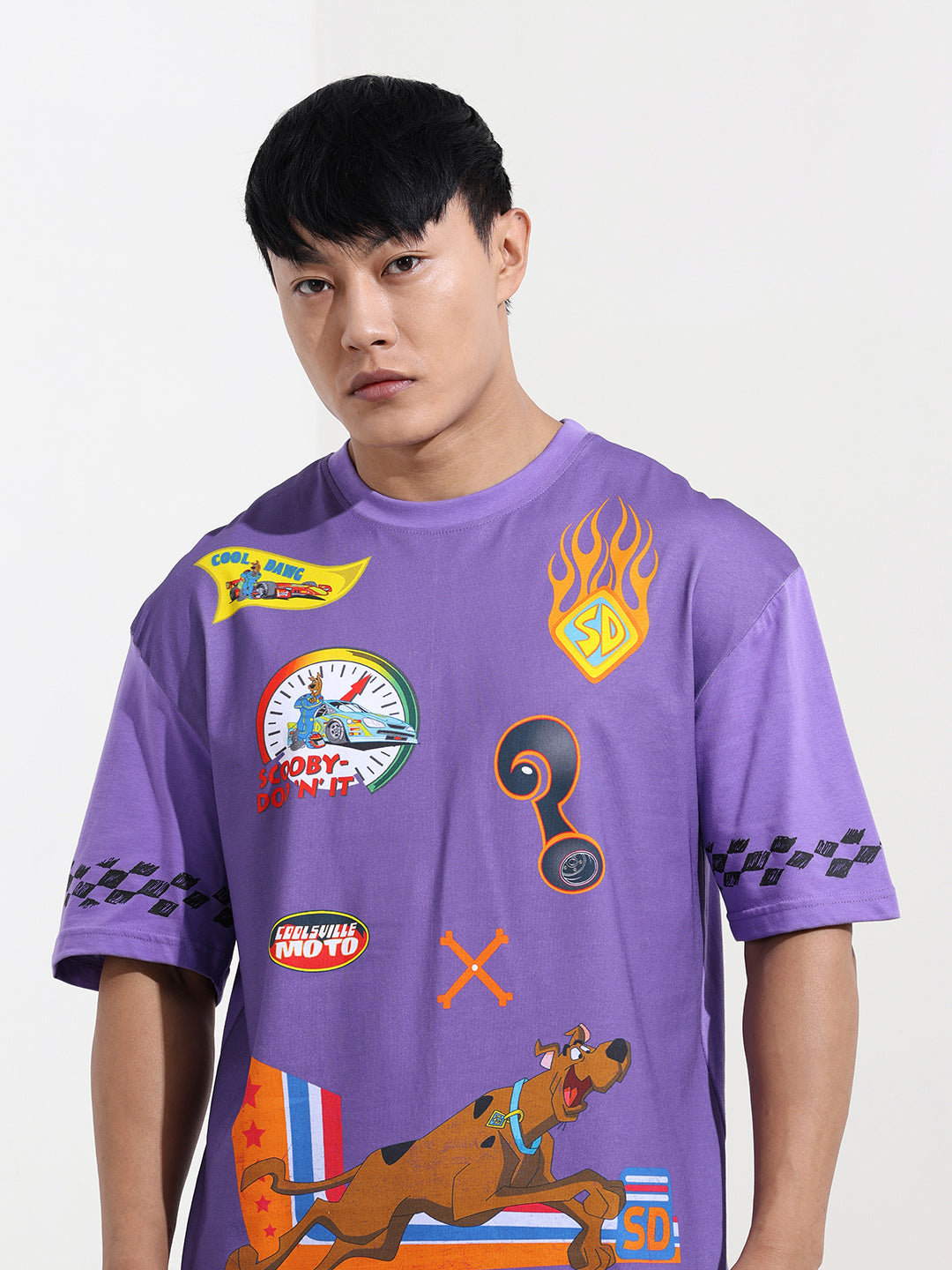 Men's Purple Boxy Fit Character Scooby-Doo Printed Crew Neck T-Shirt
