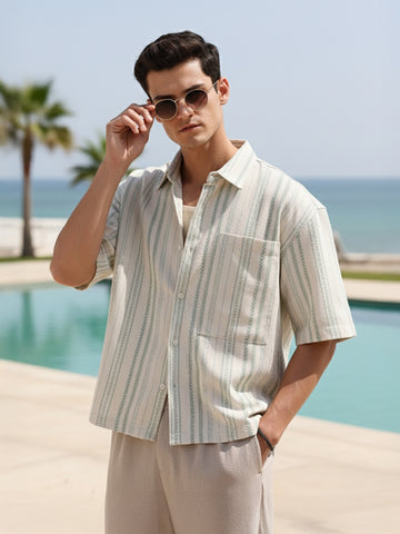 Men's Green Boxy Fit Resort Wear Textured Shirt