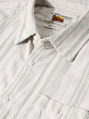 Men's Green Boxy Fit Resort Wear Textured Shirt