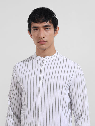 Men's Olive Regular Fit Striped Casual Shirt