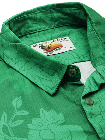 Men's Green Relaxed Fit Floral Printed Resort Wear Shirt