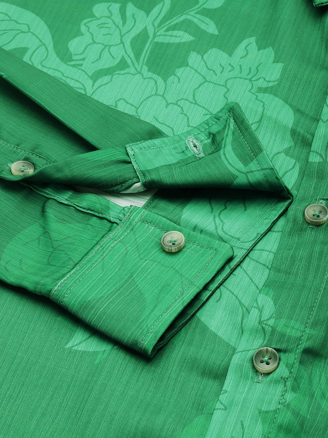 Men's Green Relaxed Fit Floral Printed Resort Wear Shirt