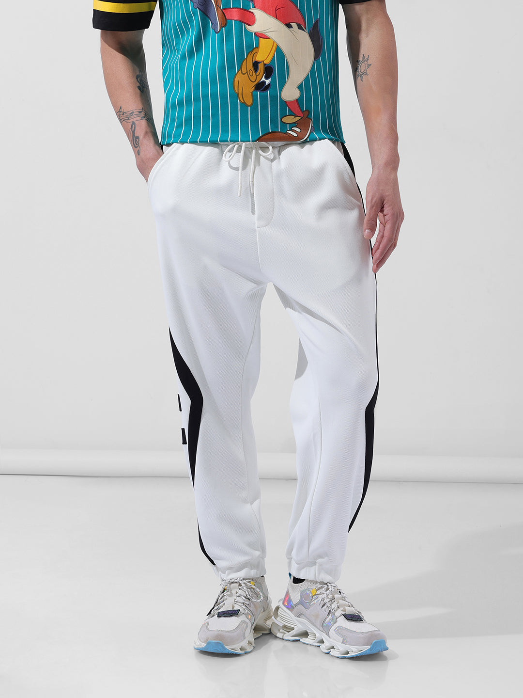 Men's White Baggy Fit Printed Street Joggers