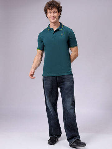 Men's Green Slim Fit Solid Polo Collar T-shirt