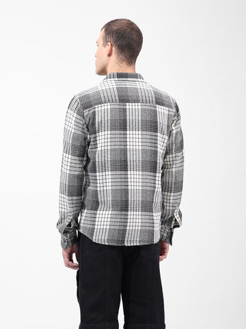 Men's Black Regular Fit Checked Casual Shirt