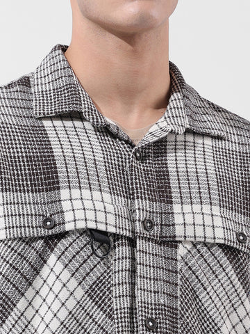 Men's Black Regular Fit Checked Casual Shirt