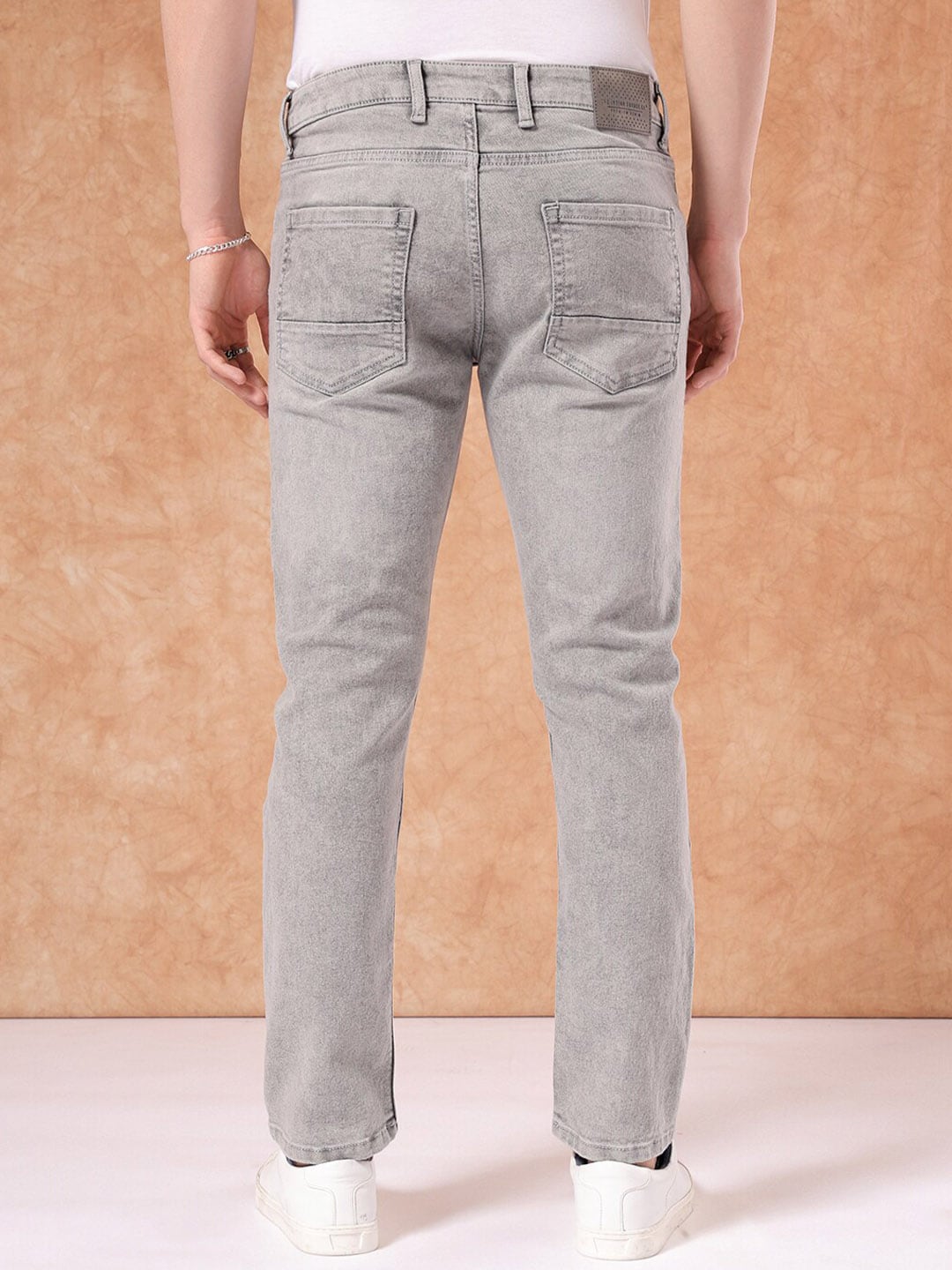 Shop Men Slim Fit Jeans Online.
