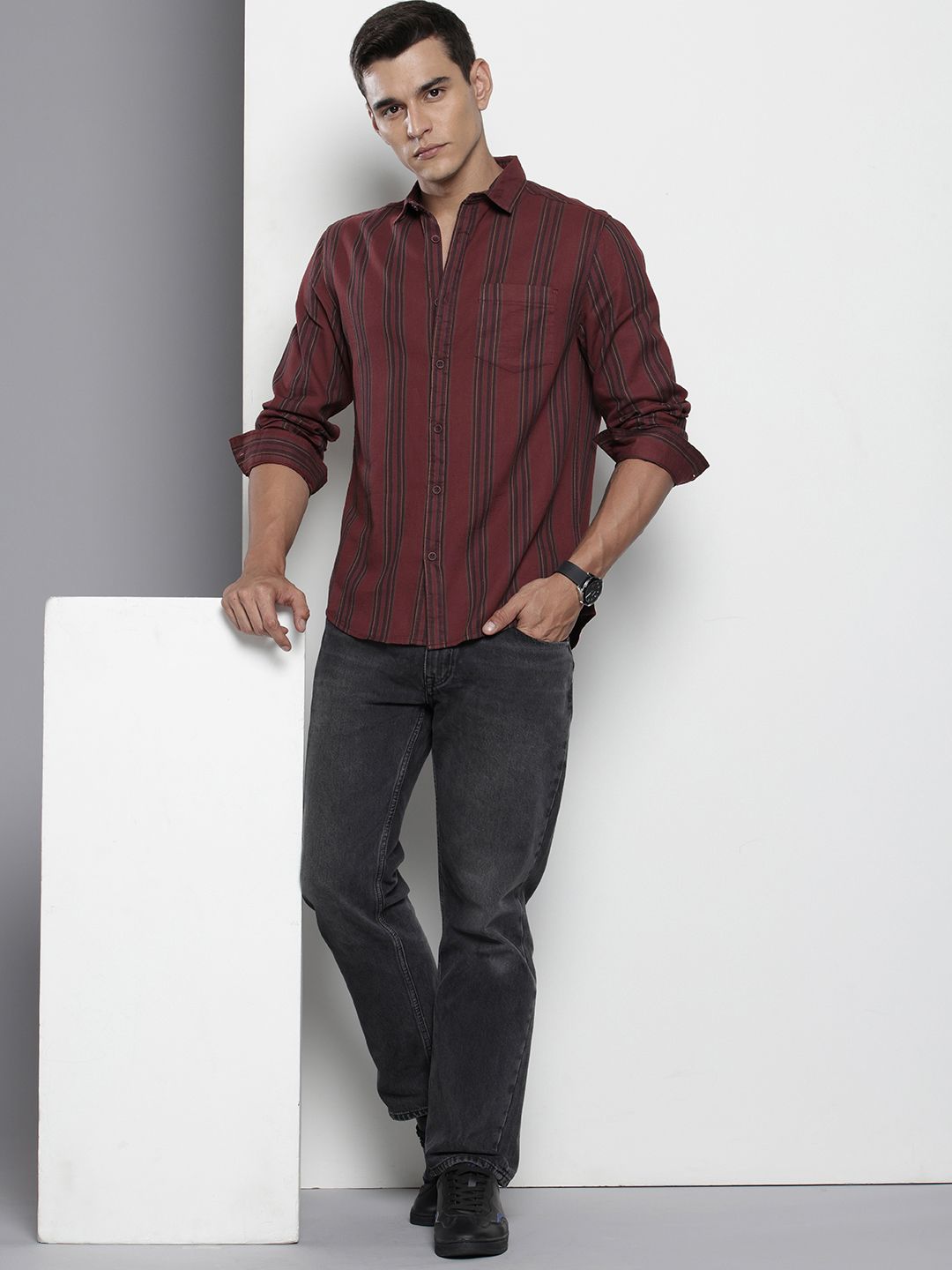 Men's Maroon Slim Fit Striped Casual Shirt