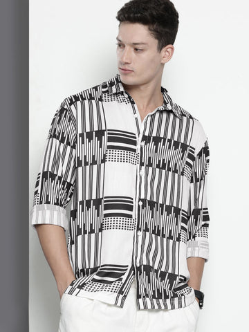 Men's Black Relaxed Fit Printed Resort Wear Shirt
