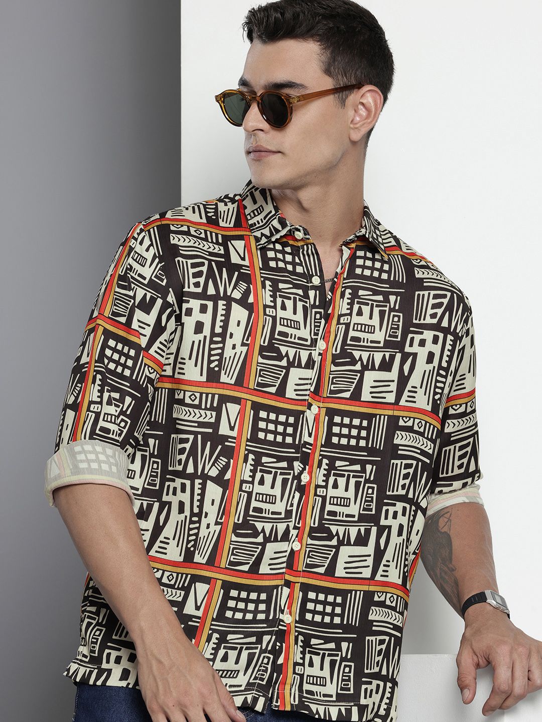 Men's Beige Relaxed Fit Printed Resort Wear Shirt