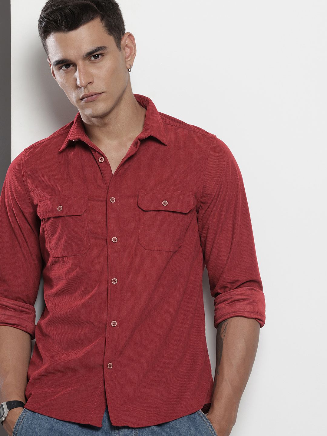 Men's Red Regular Fit Solid Casual Shirt