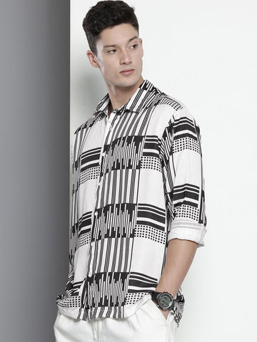 Men's Black Relaxed Fit Printed Resort Wear Shirt