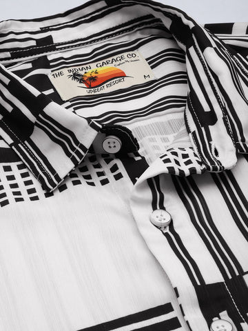 Men's Black Relaxed Fit Printed Resort Wear Shirt