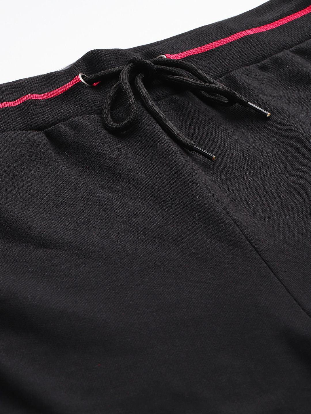 Men's Black Relaxed Fit Character Bugs Bunny Printed Shorts