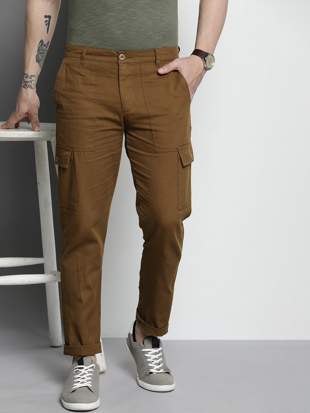 Shop Men Cargo Pants Online.