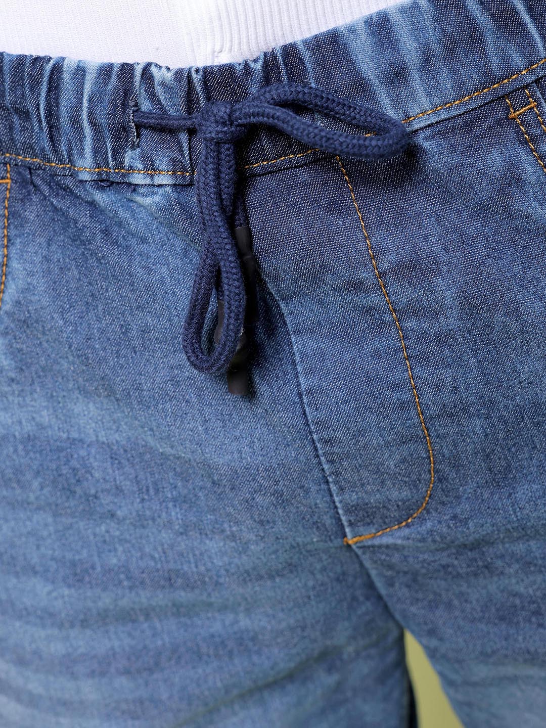 Shop Men Regular Fit Jeans Online.