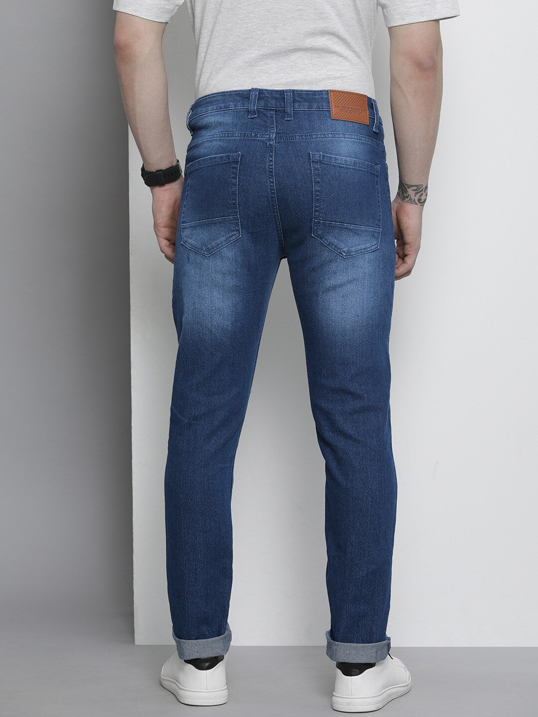 Shop Men Distressed Slim Jeans Online.