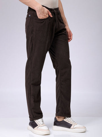 Men's Brown Straight Fit Textured Mid-Rise Trousers