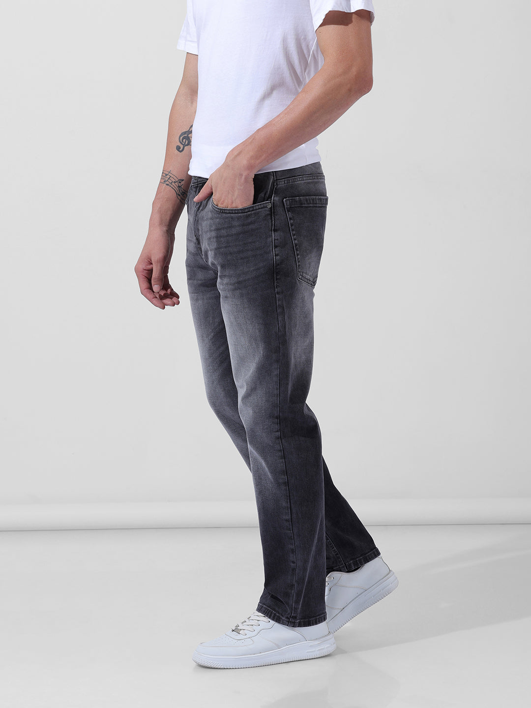 Men's Charcoal Grey Regular Fit Solid Casual Jeans