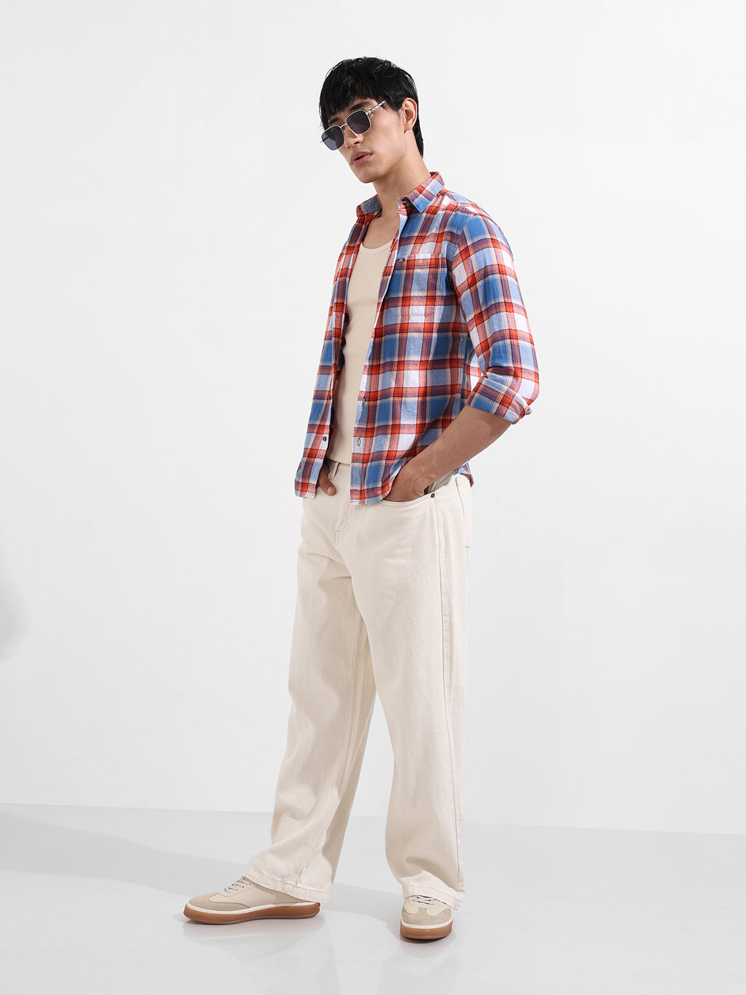 Men's White Baggy Fit Solid Casual Jeans