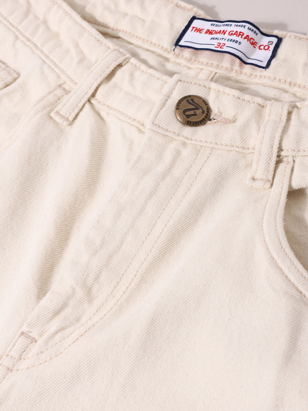 Men's White Baggy Fit Solid Casual Jeans