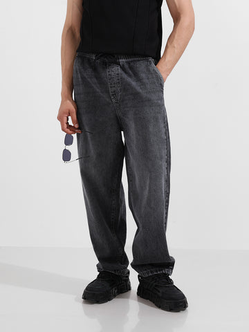 Men's Grey Relaxed Fit Solid Casual Jeans