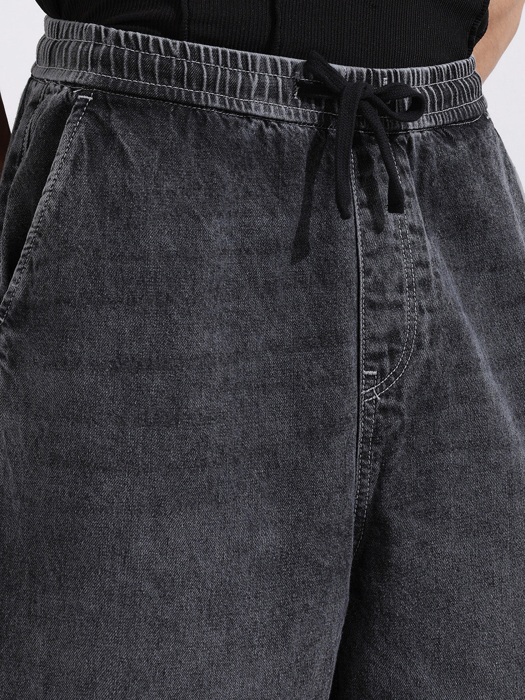 Men's Grey Relaxed Fit Solid Casual Jeans