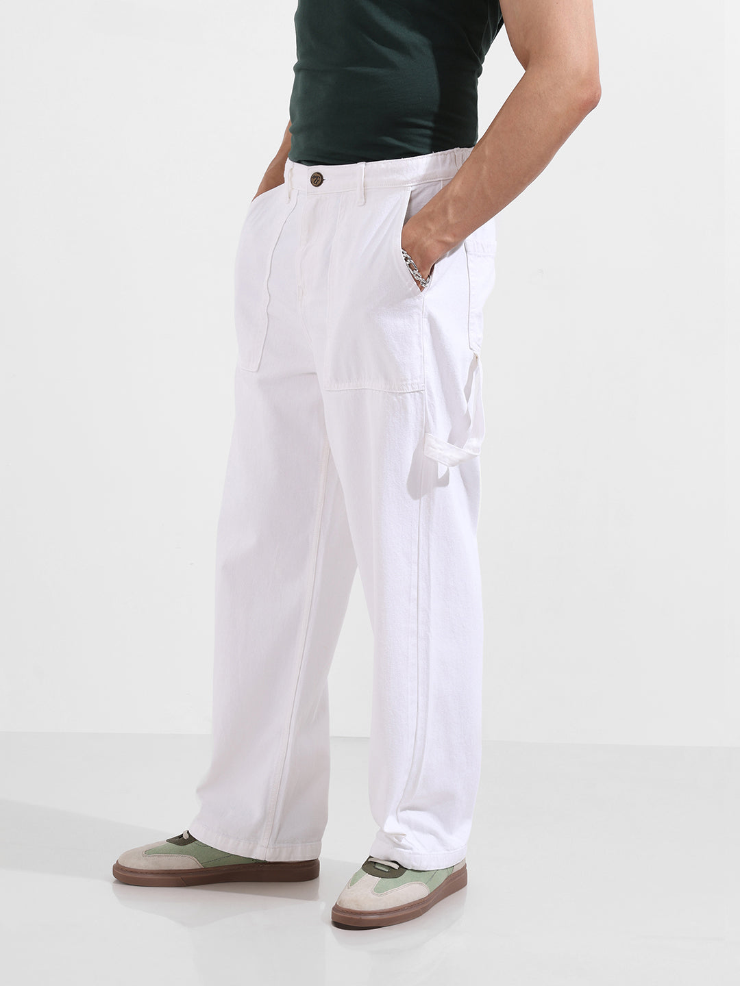 Men's White Relaxed Fit Solid Casual Jeans