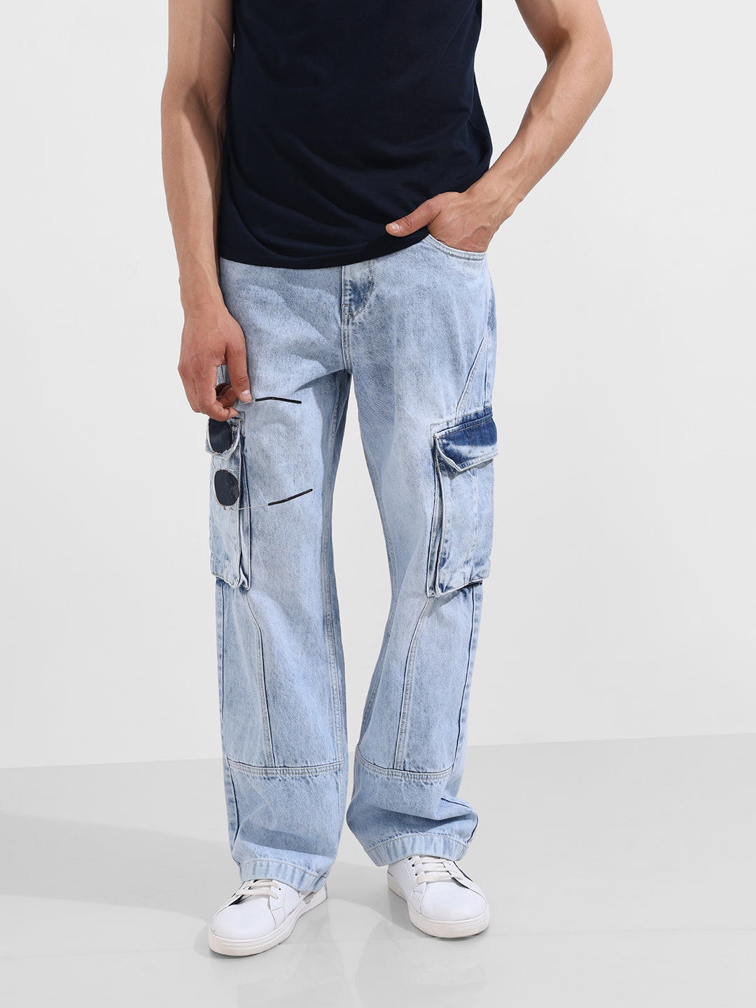 Men's Blue Relaxed Fit Solid Casual Jeans