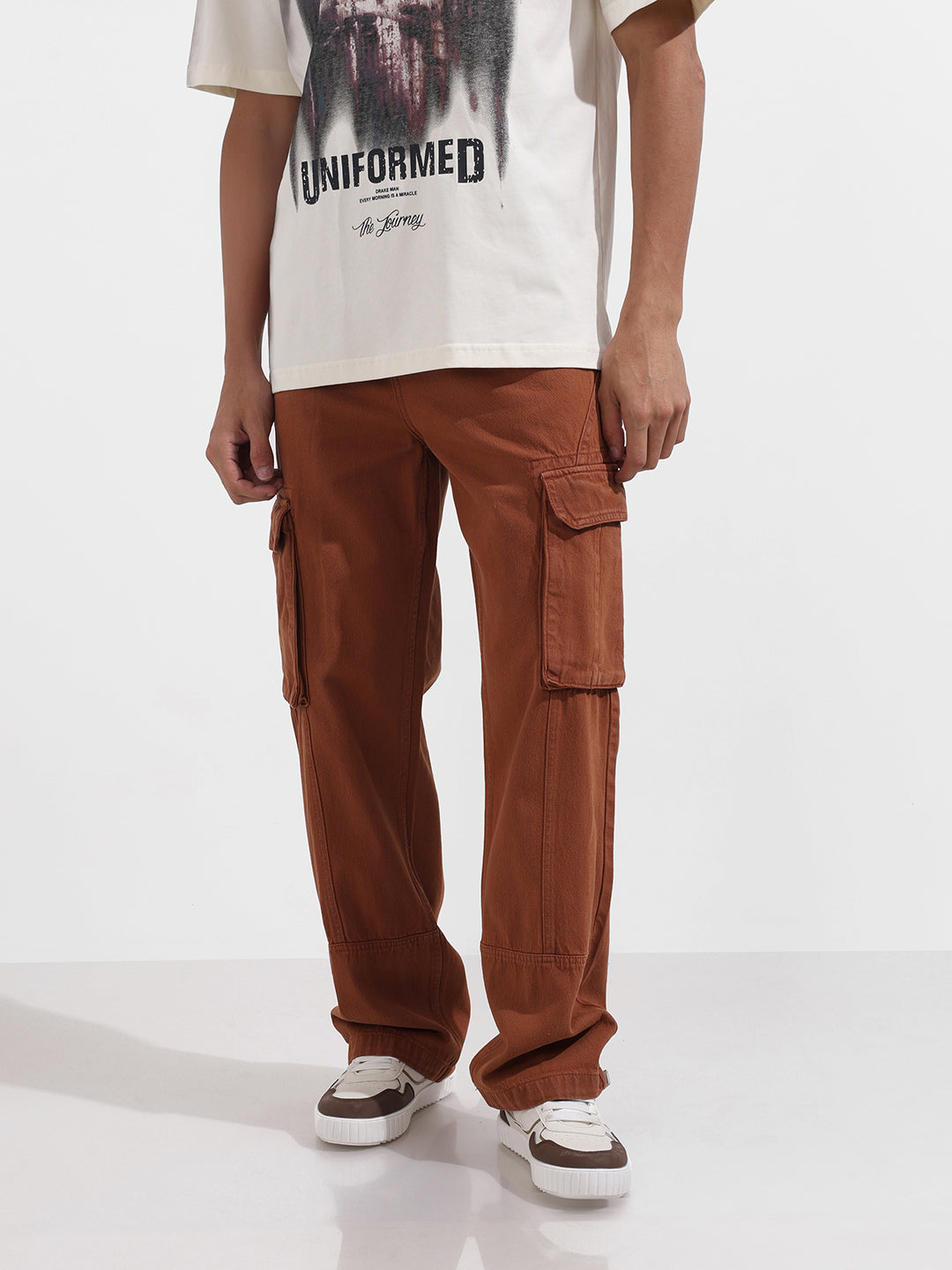 Men's Brown Relaxed Fit Solid The Eternity Series Jeans