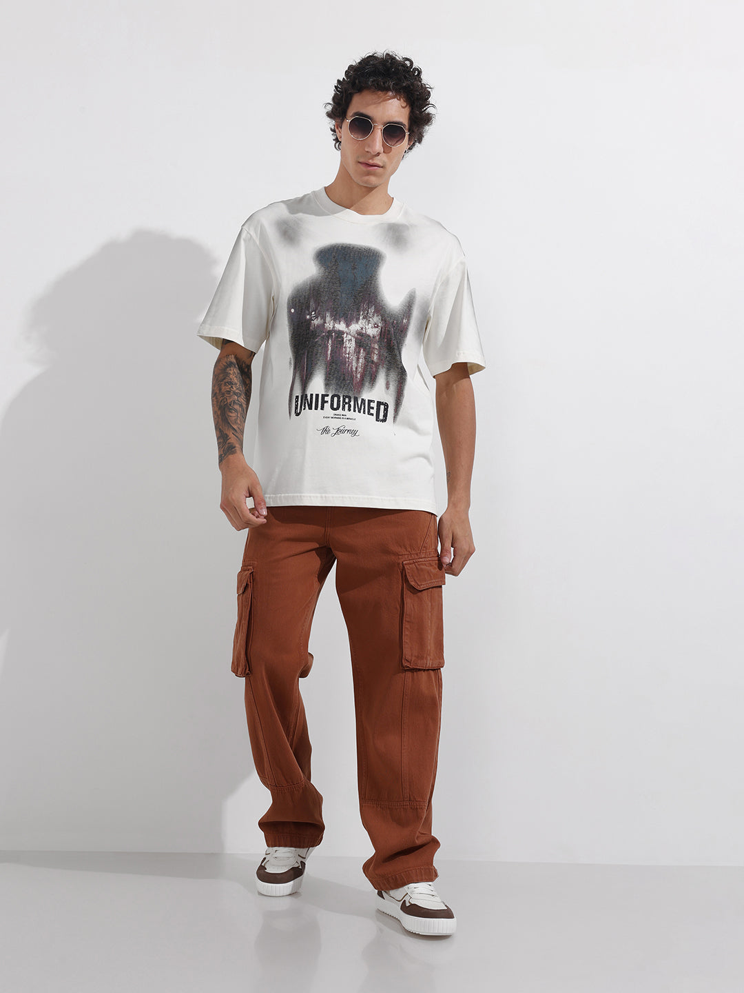 Men's Brown Relaxed Fit Solid The Eternity Series Jeans