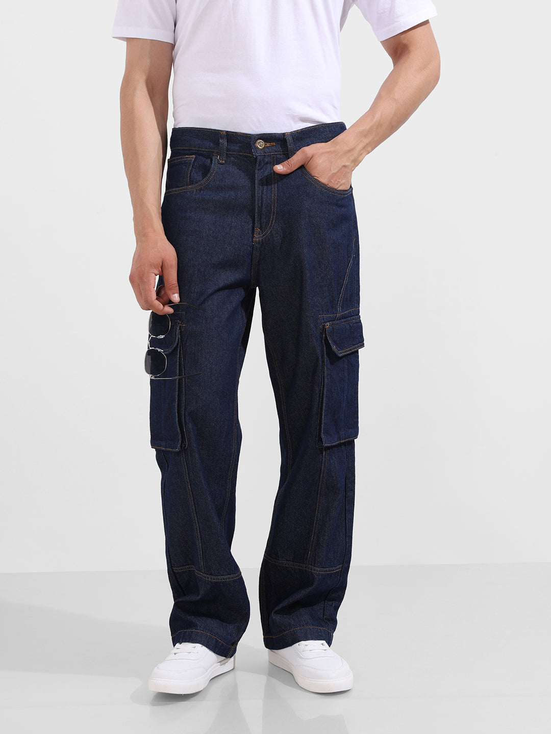 Men's Blue Relaxed Fit Solid Casual Jeans