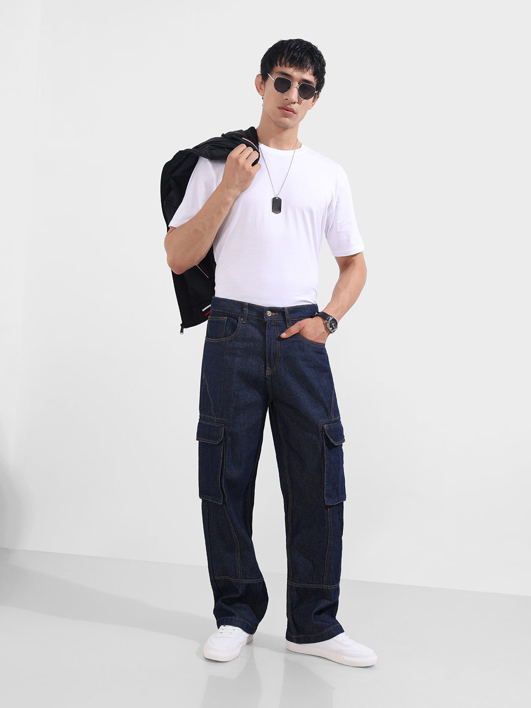 Men's Blue Relaxed Fit Solid Casual Jeans