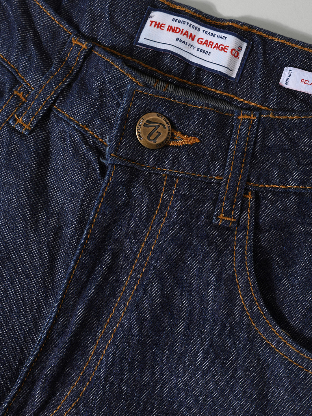 Men's Blue Relaxed Fit Solid Casual Jeans