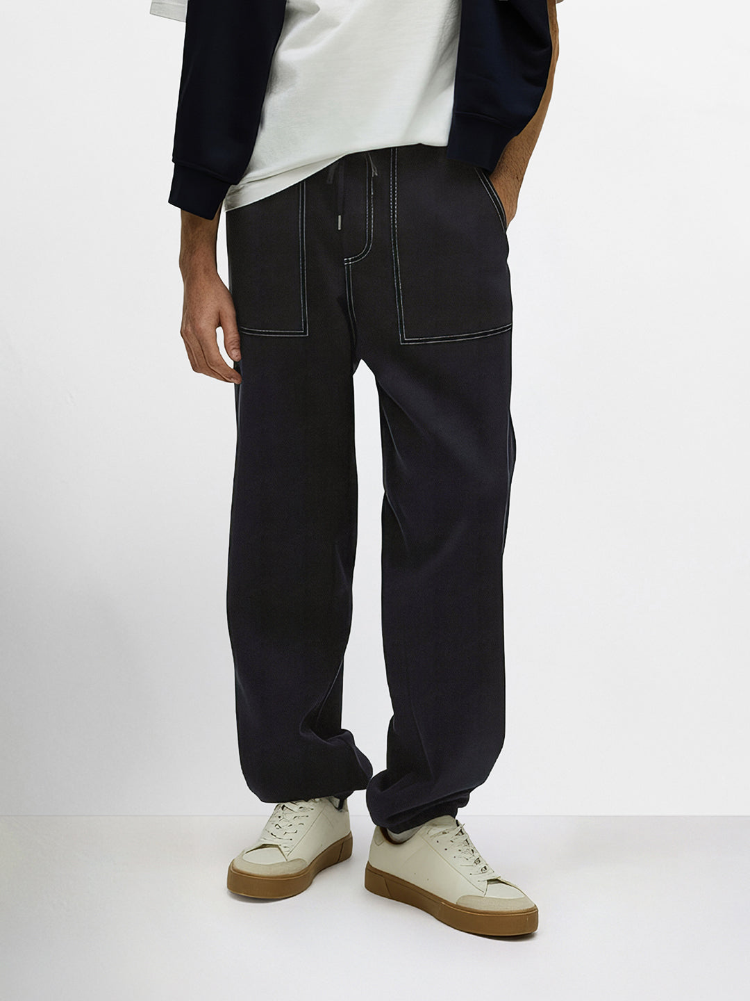 Men's Black Relaxed Fit The Eternity Series Solid Jeans