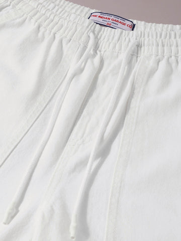 Men's White Relaxed Fit Solid The Eternity Series Jeans
