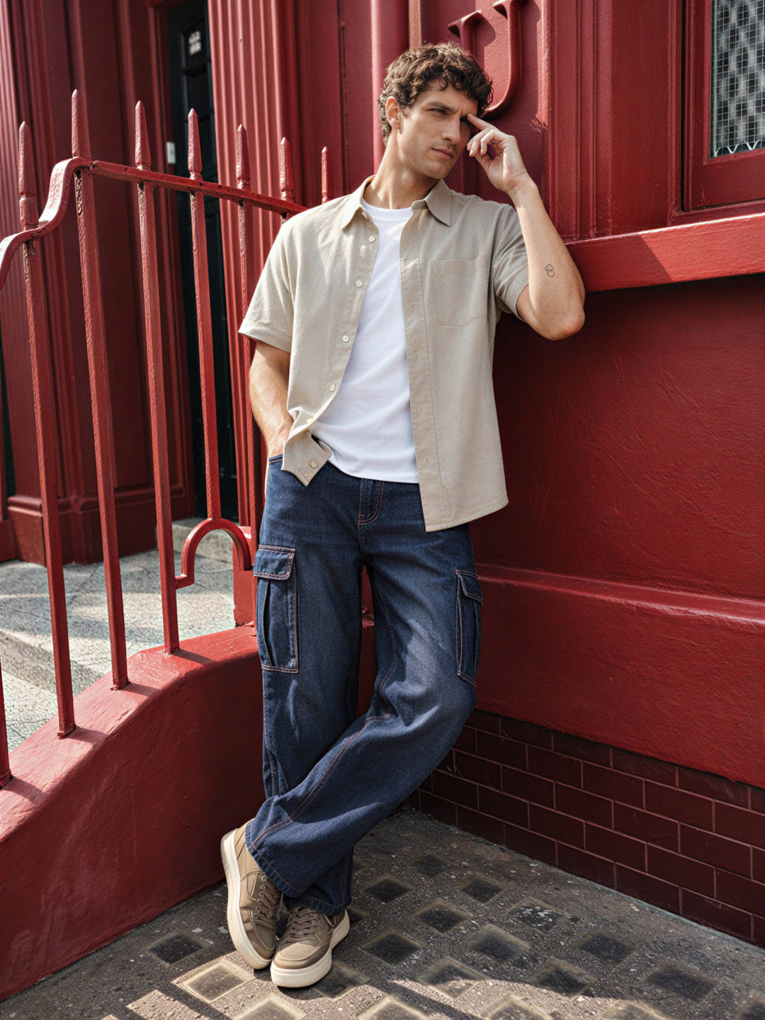 Men's Blue Relaxed Fit Solid Casual Jeans