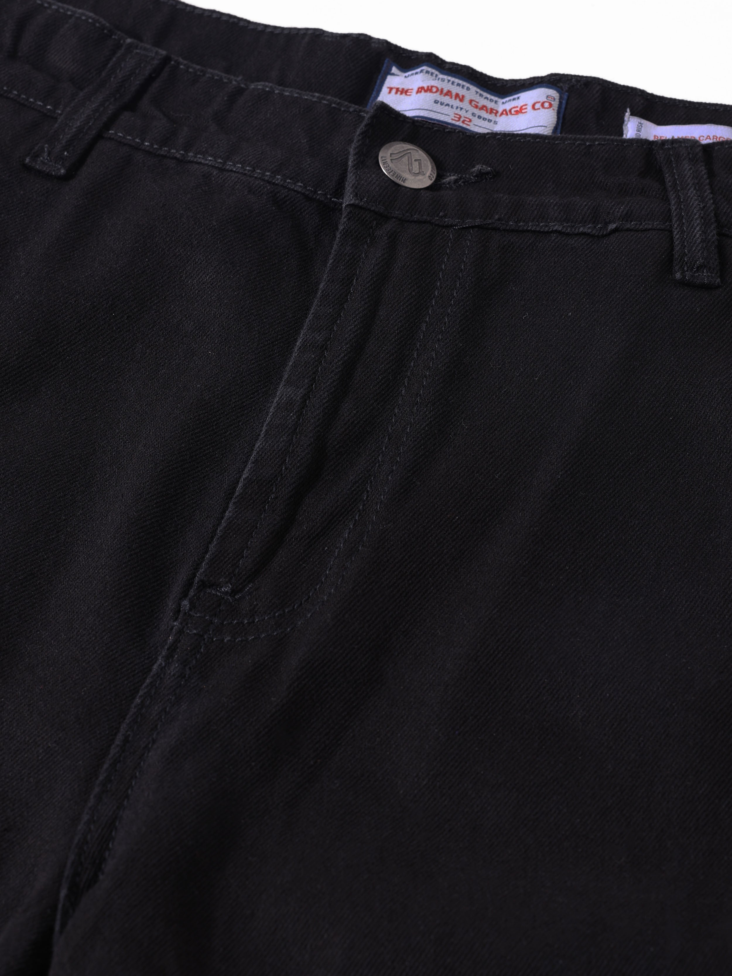 Men's Black Relaxed Fit Solid Casual Jeans