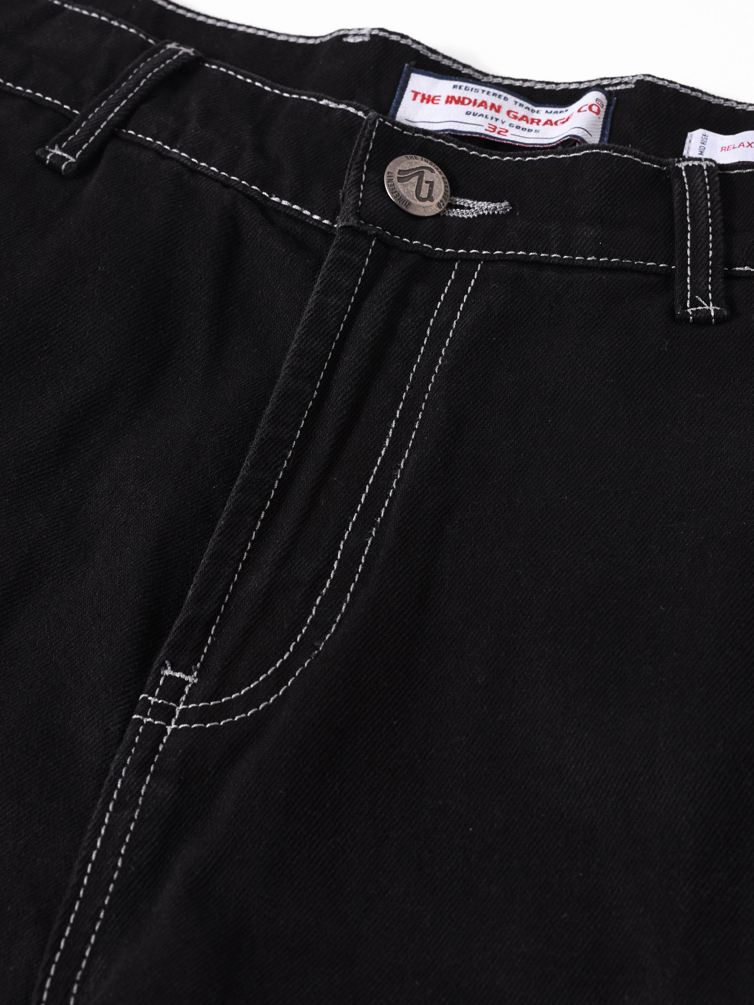 Men's Black Relaxed Fit Solid Casual Jeans