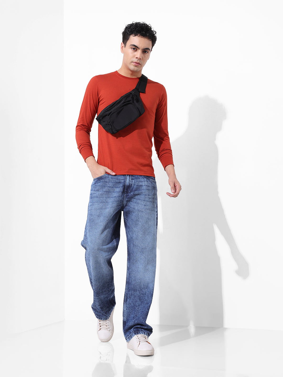 Men's Blue Relaxed Fit Solid Casual Jeans