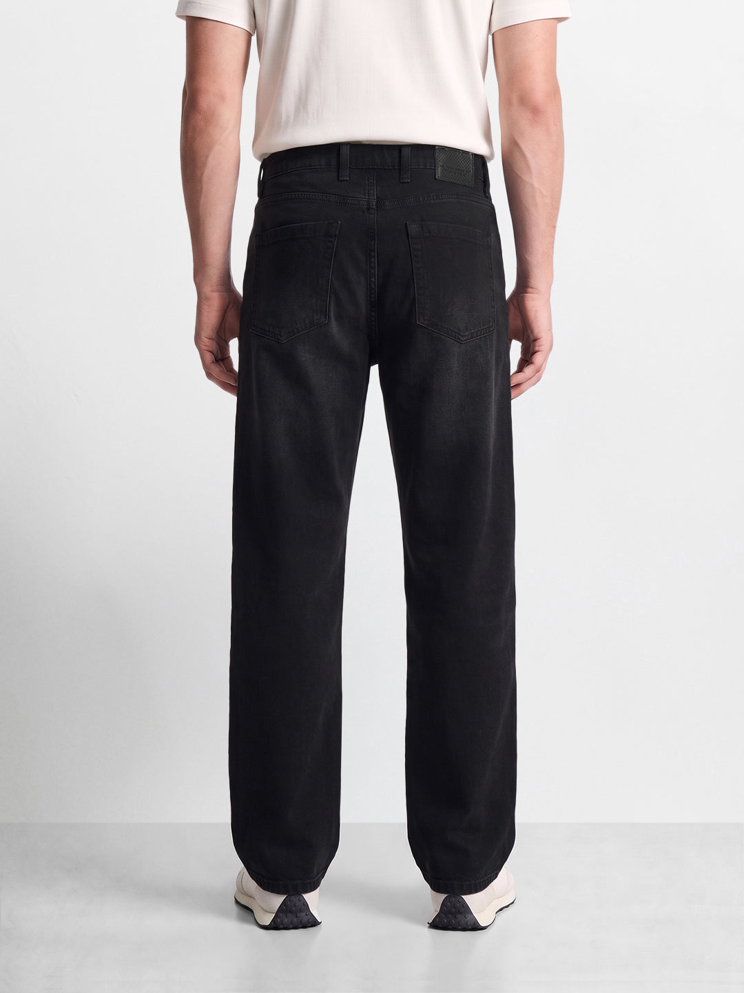 Men's Black Relaxed Fit Casual Jeans