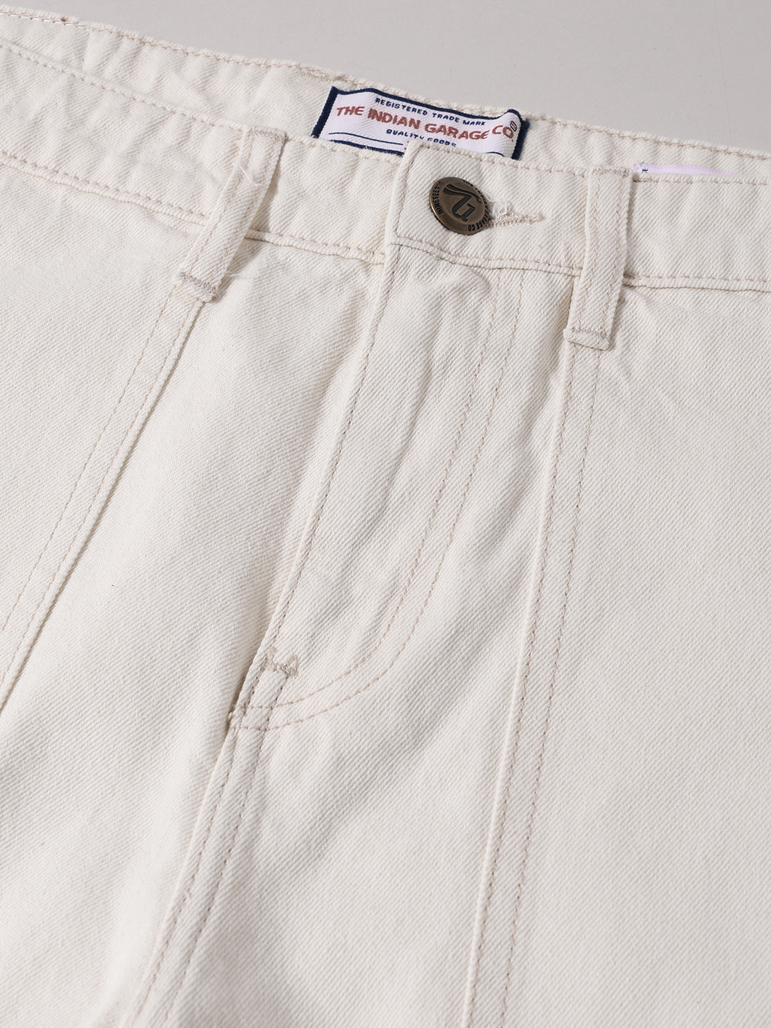Men's White Regular Fit Solid Casual Jeans