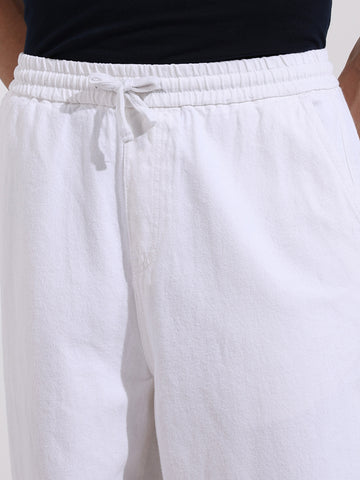 Men's White Loose Fit Solid Casual Jeans